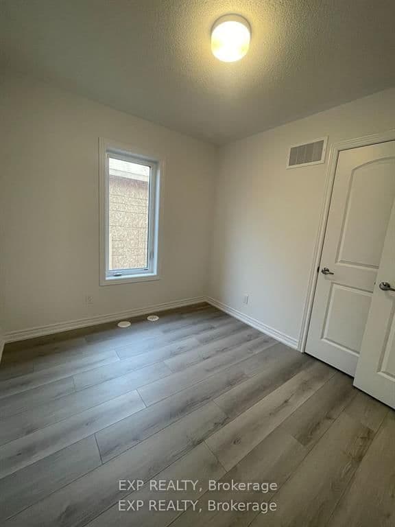 2001 Cameron Lott Crescent