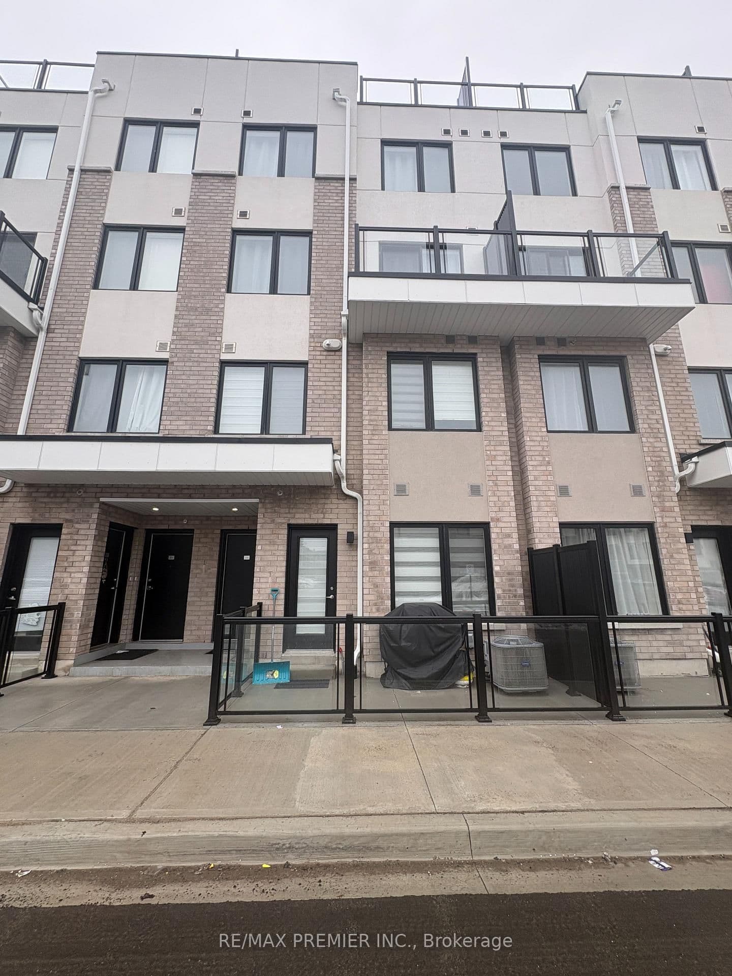 1695 Dersan Street, Unit 329