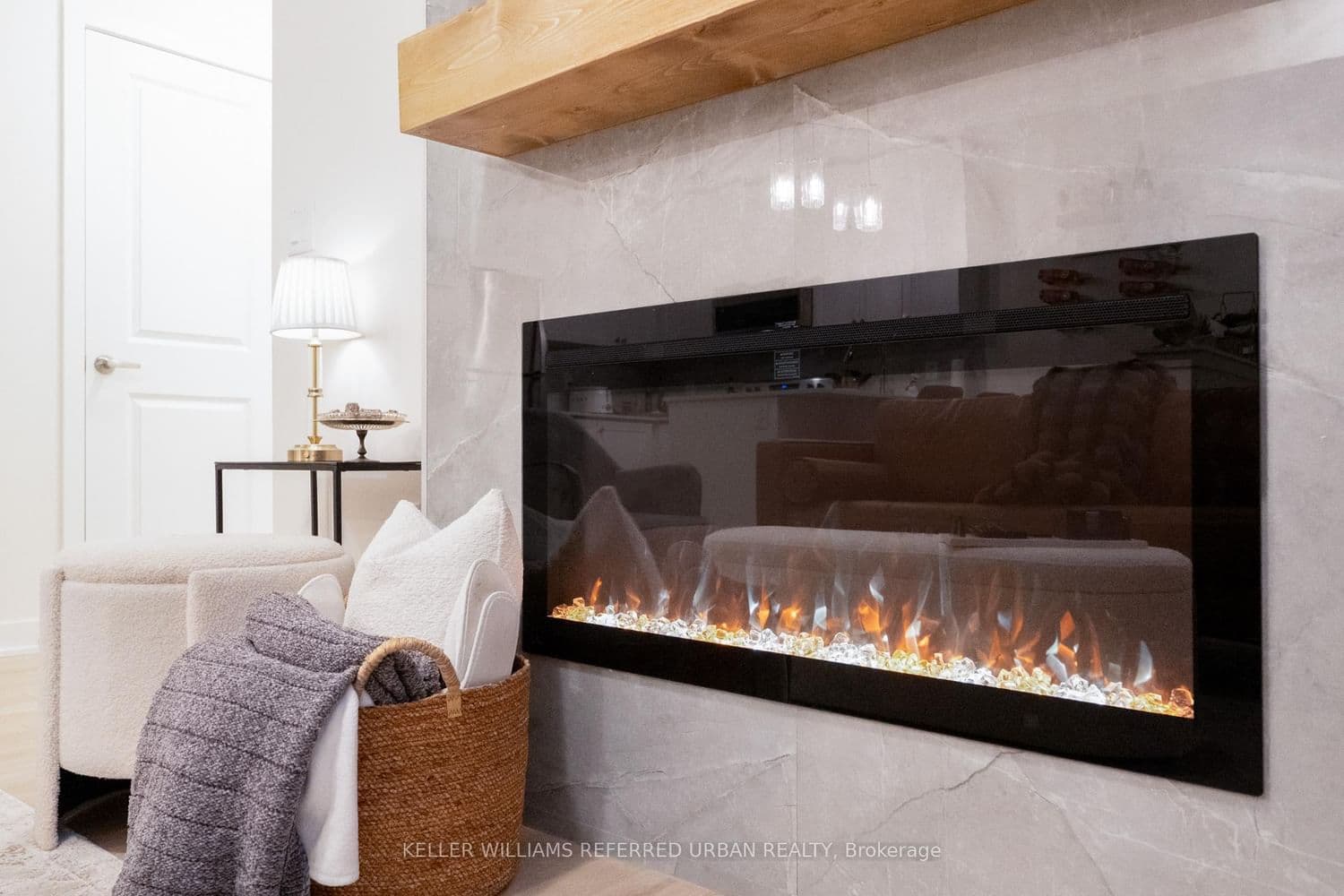 1695 Dersan Street, Unit 1413