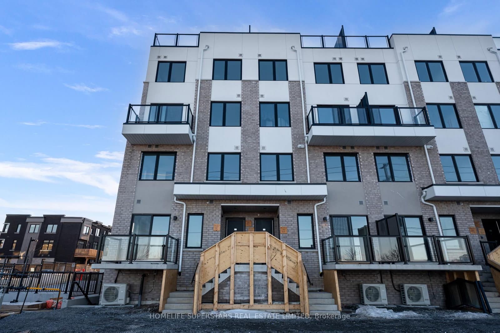 1695 Dersan Street, Unit 313