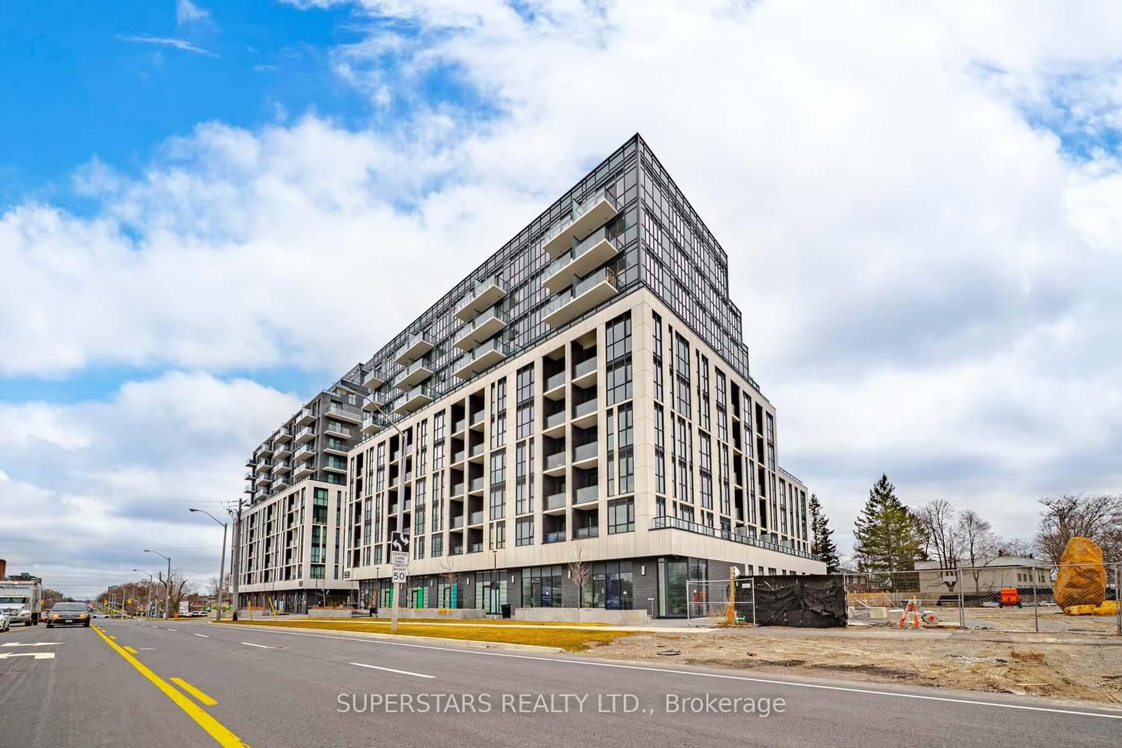 #516 - 3421 Sheppard Avenue E