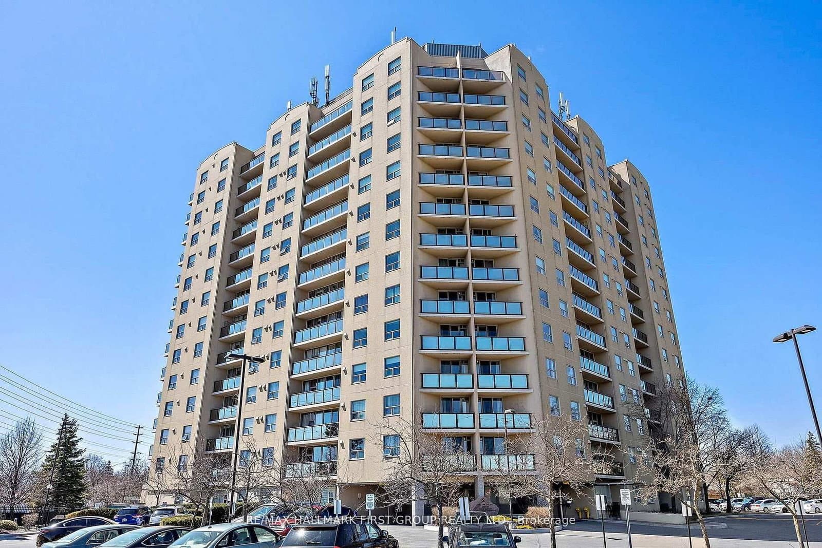 #1109 - 2 WESTNEY Road N