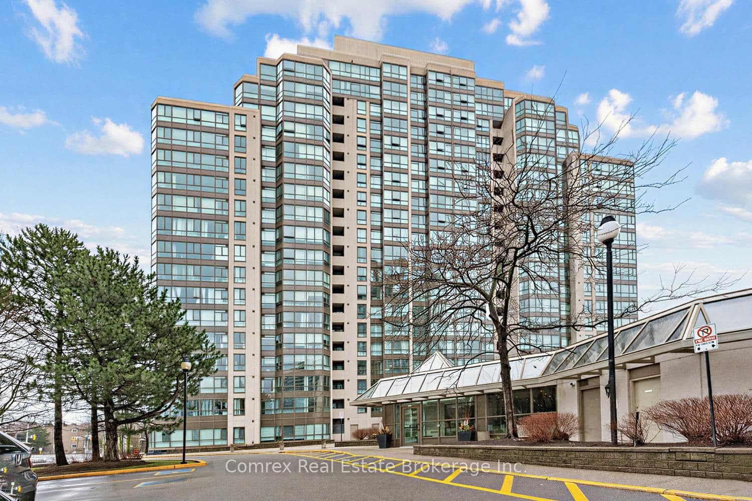 #704 - 3233 Eglinton Avenue E