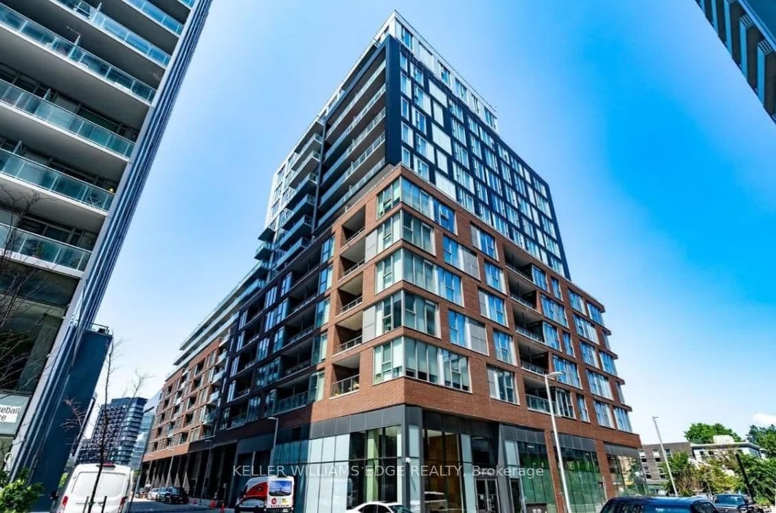 #422 - 30 Baseball Place