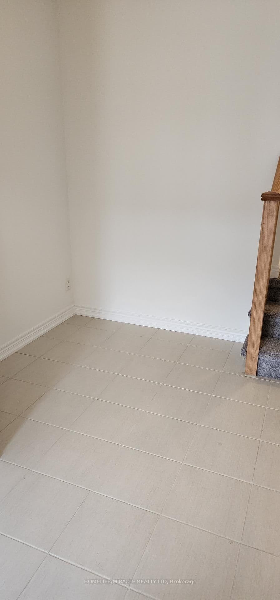 2039 Cameron Lott Crescent