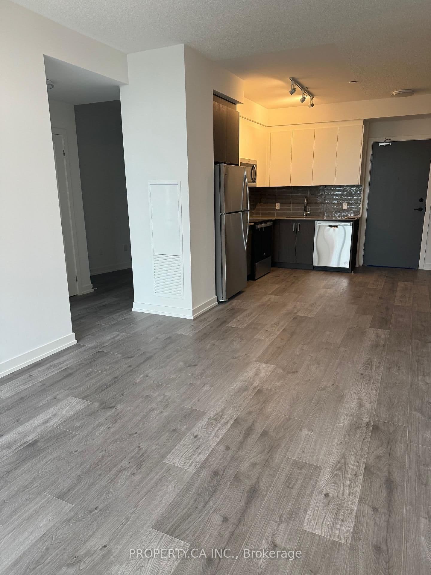 1010 Dundas Street E, Unit 313