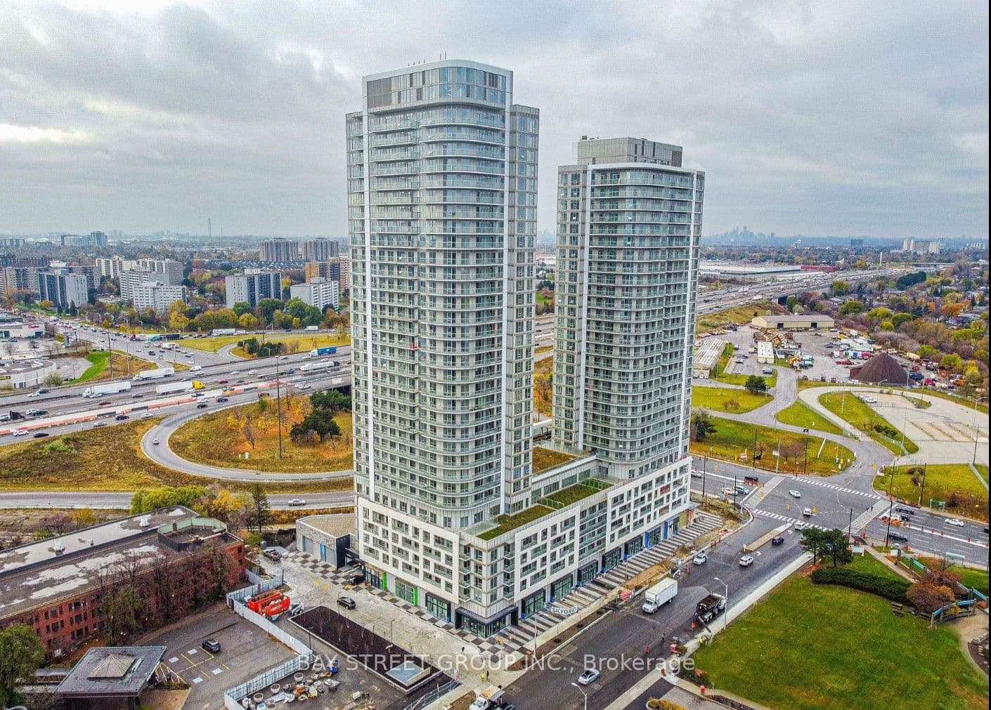 2033 Kennedy Road, Unit 716