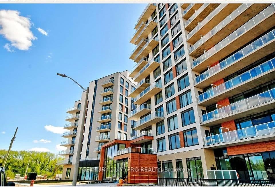 2 David Eyer Road, Unit 5th