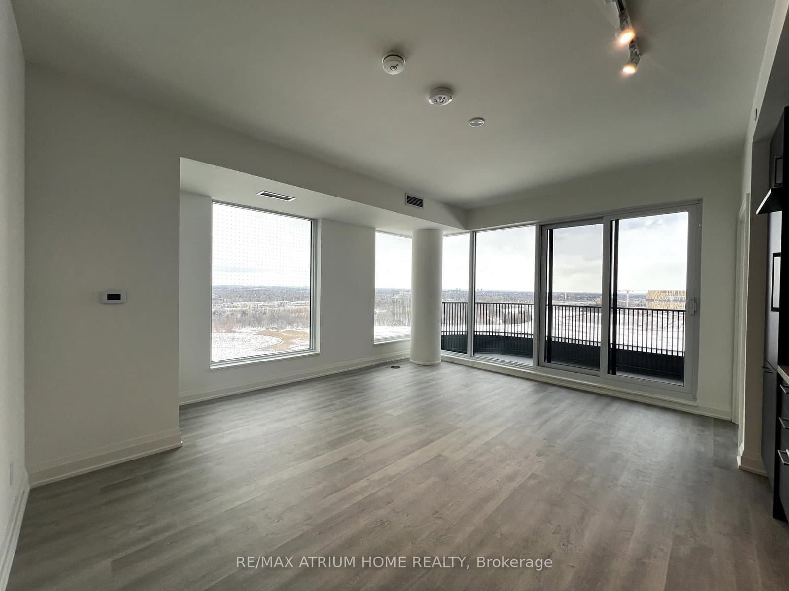 38 Andre De Grasse Street, Unit 1304