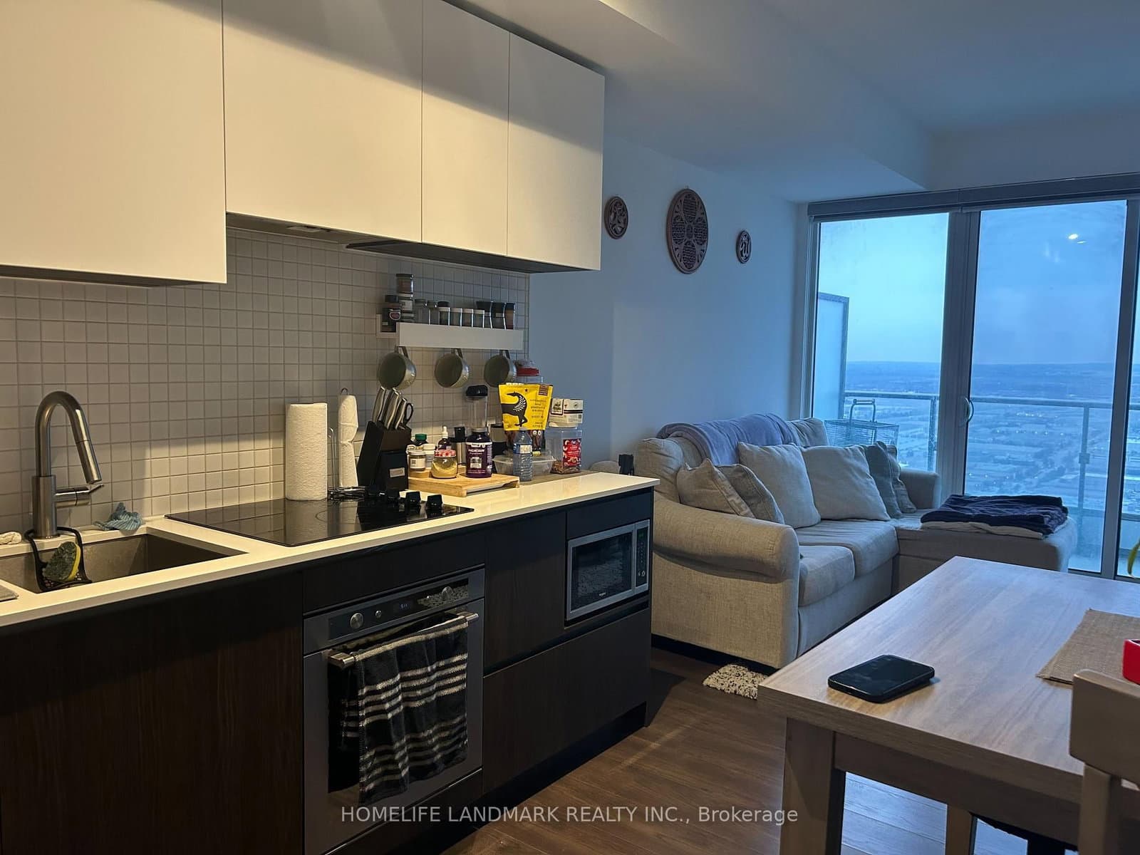 5 Buttermill Avenue, Unit 5811