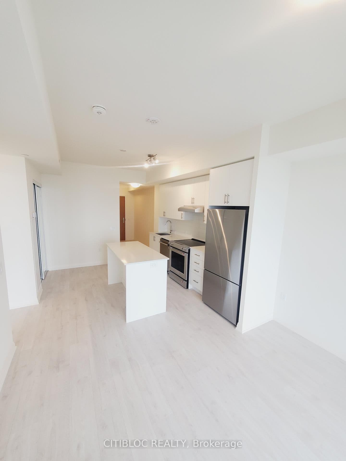 8960 Jane Street, Unit 2523