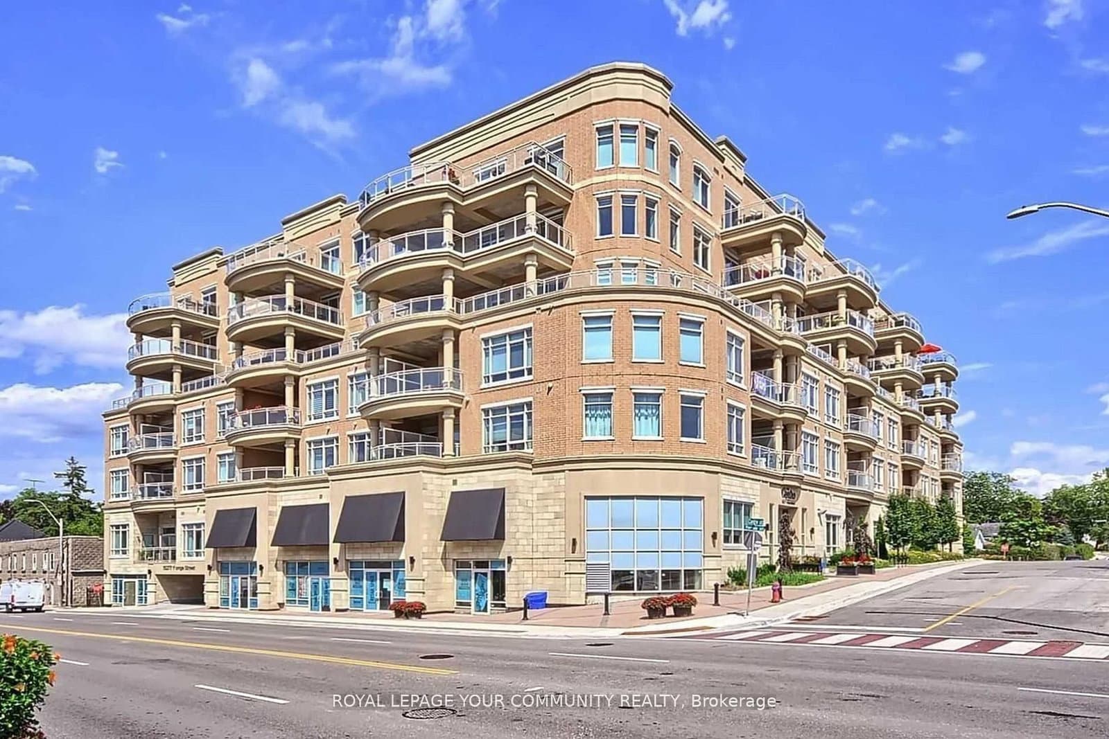 15277 Yonge Street, Unit 702B