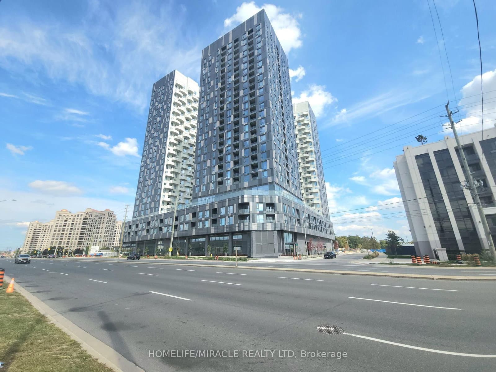 10 Abeja Street, Unit 1419