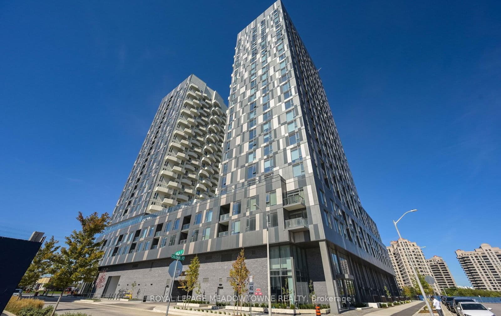 10 Abeja Street, Unit 1917