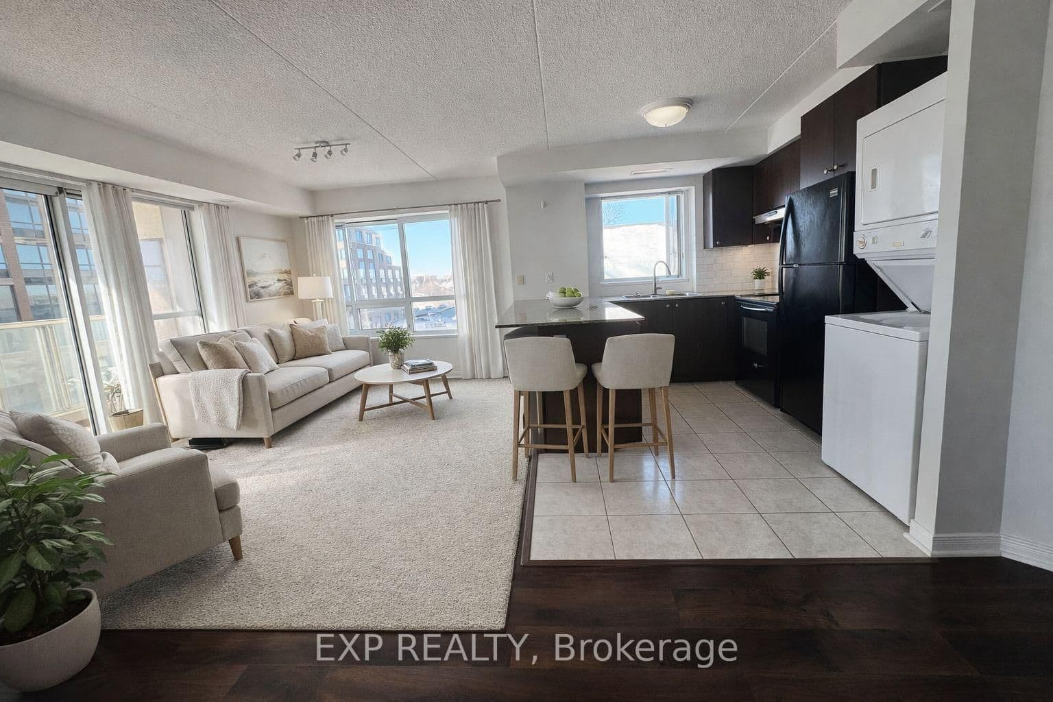 #519 - 4600 Steeles Avenue E