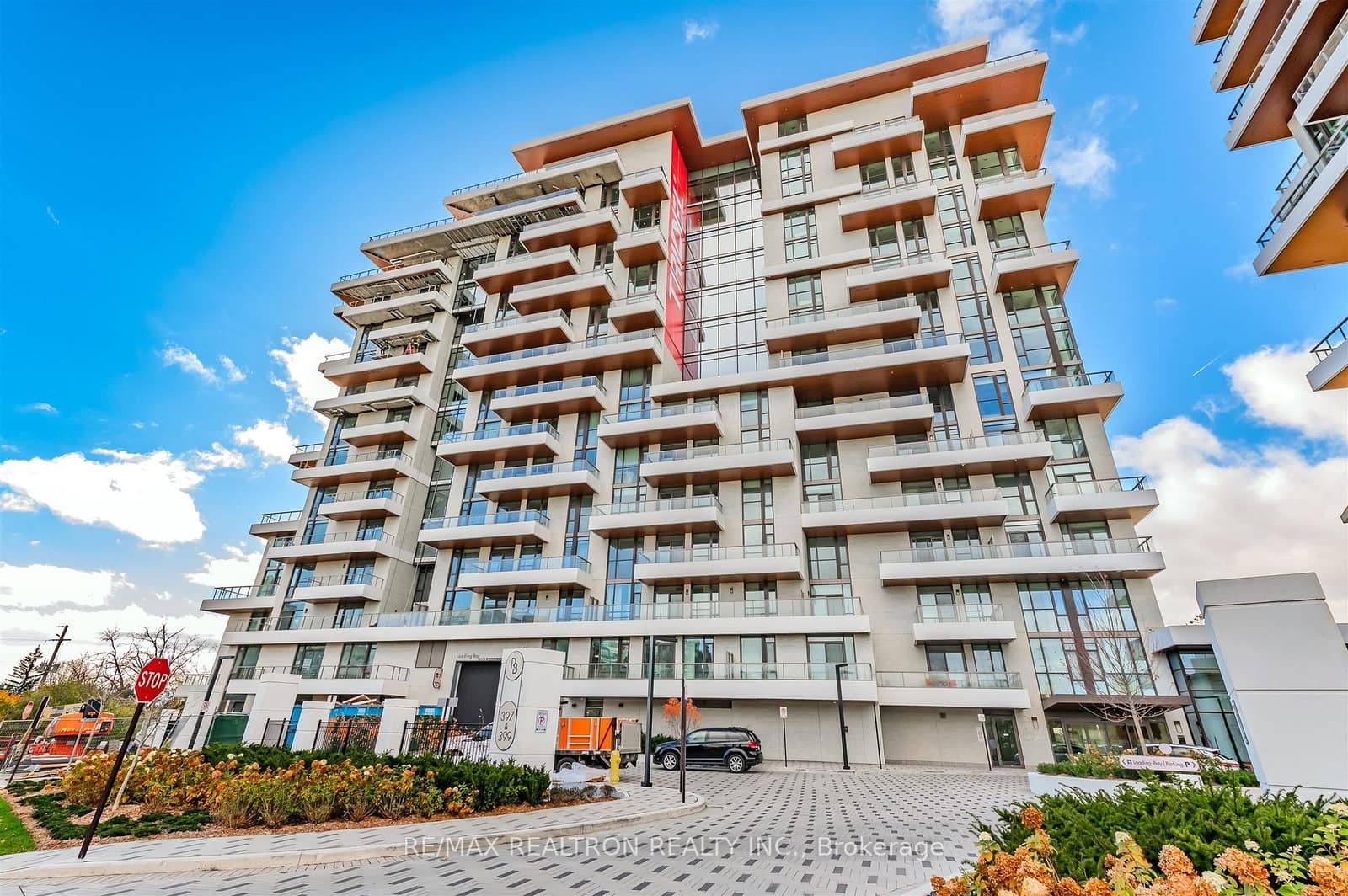 399 Royal Orchard Boulevard, Unit 316