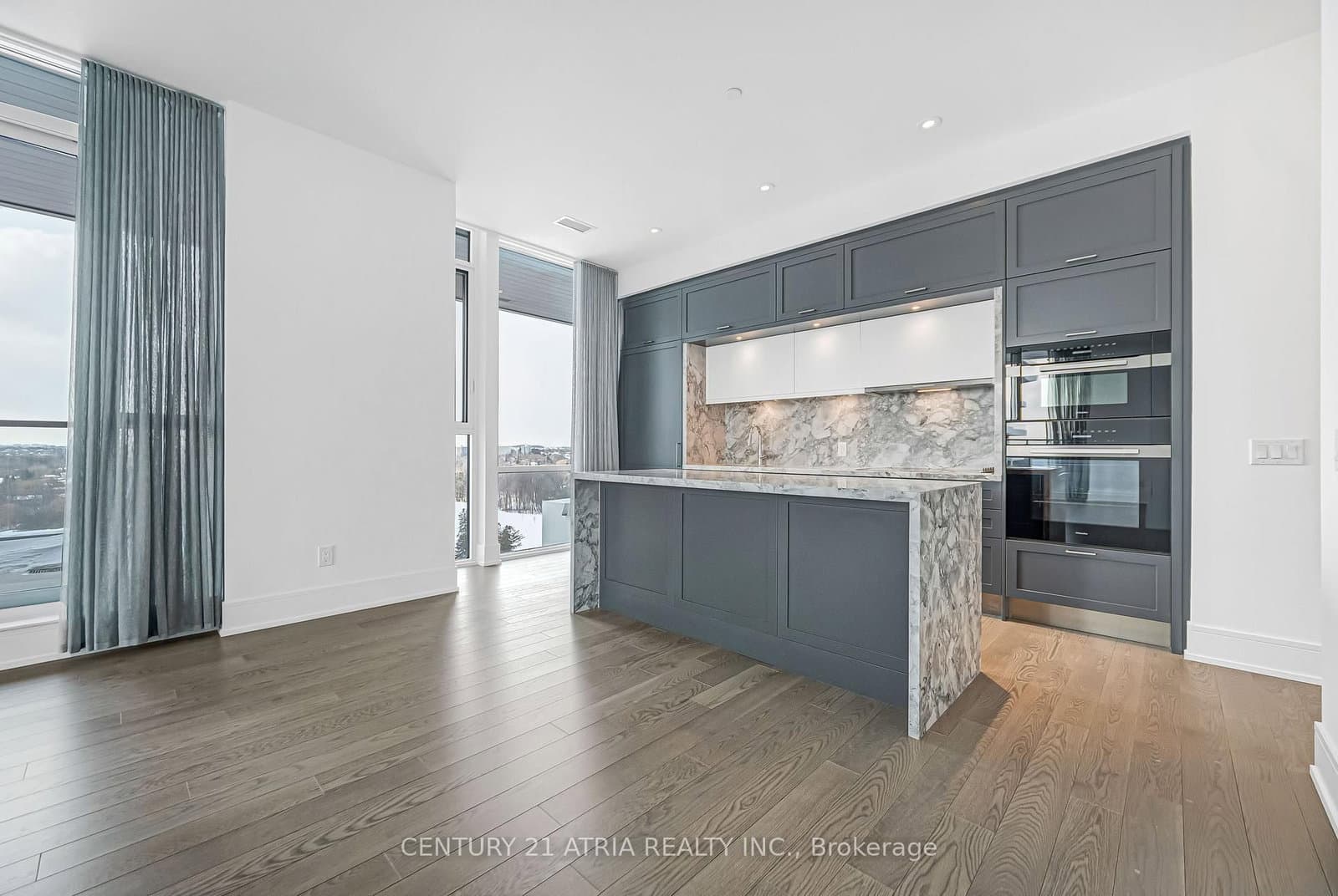 397 Royal Orchard Boulevard, Unit LPH3