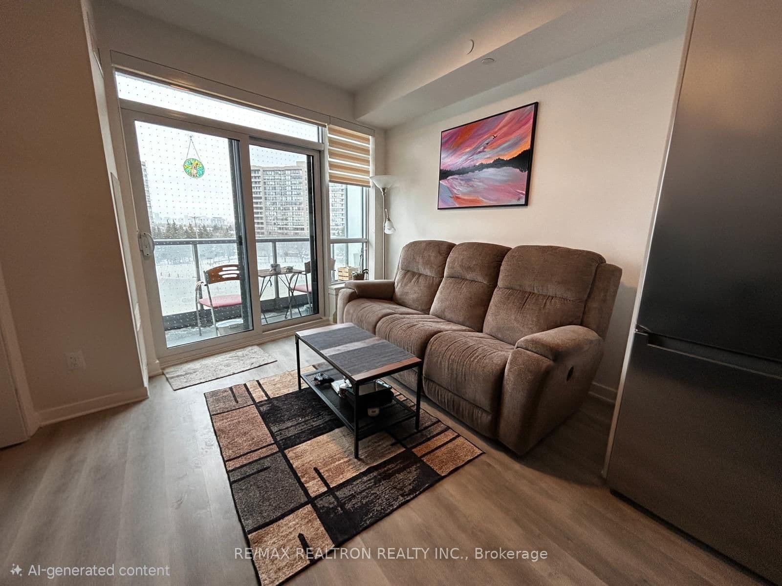 #307 - 30 Upper Mall Way