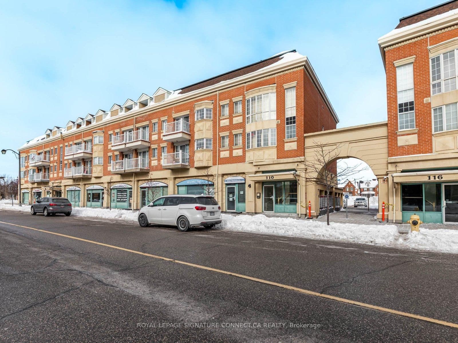 #C208 - 110 Cornell Park Avenue