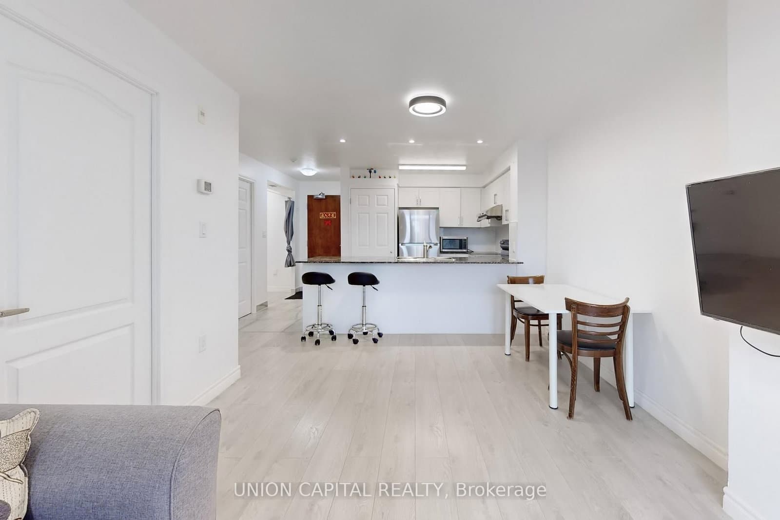 #202 - 4600 Steeles Avenue E