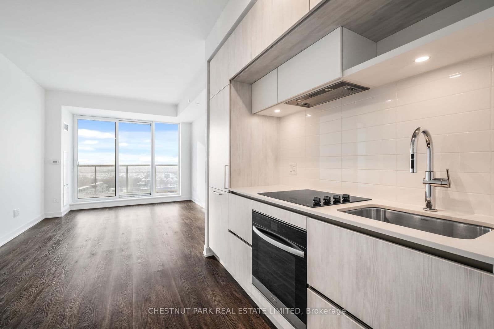 2 David Eyer Road, Unit 1221