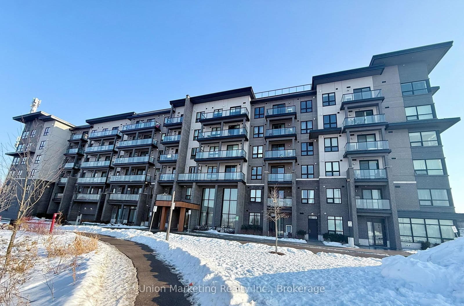 #105 - 9700 Ninth Line