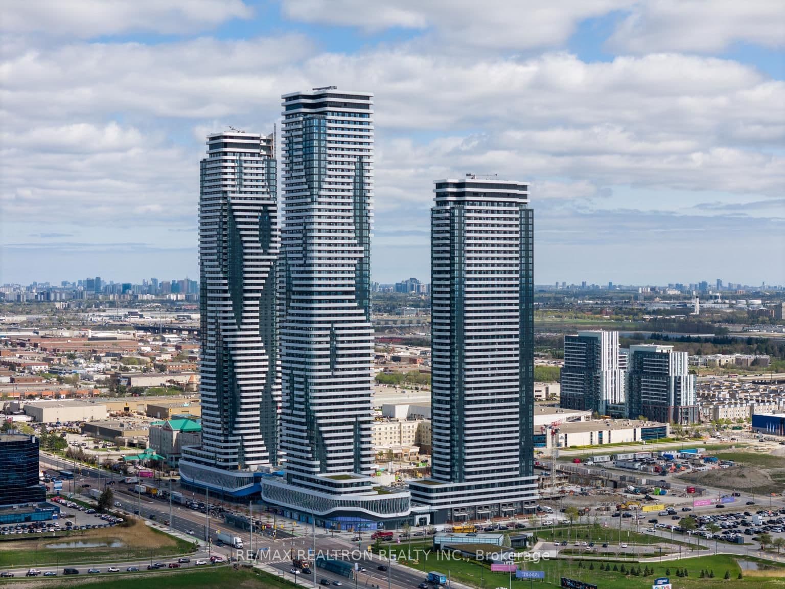 225 Commerce Street, Unit 3501