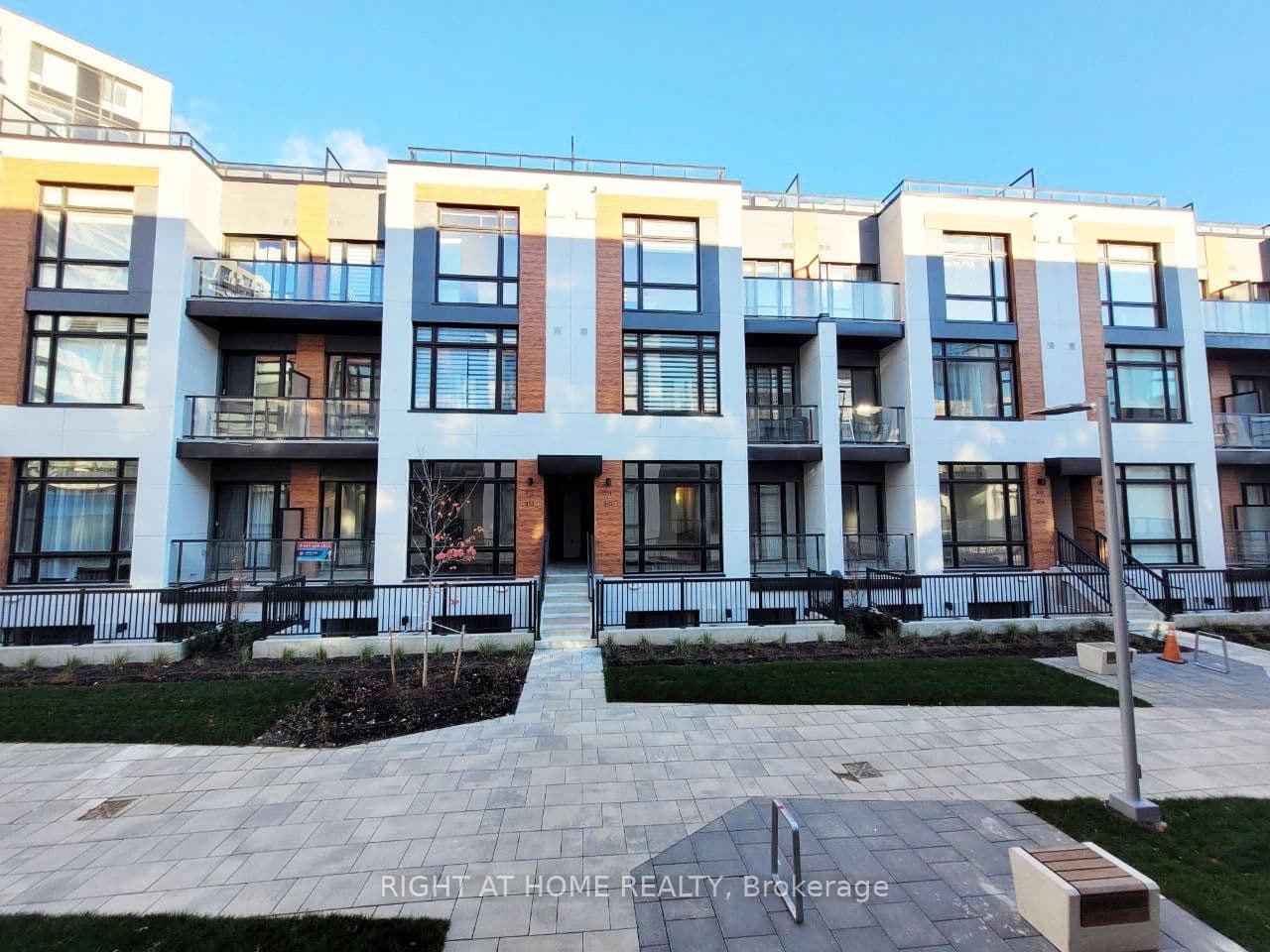 2 Steckley House Lane, Unit 911