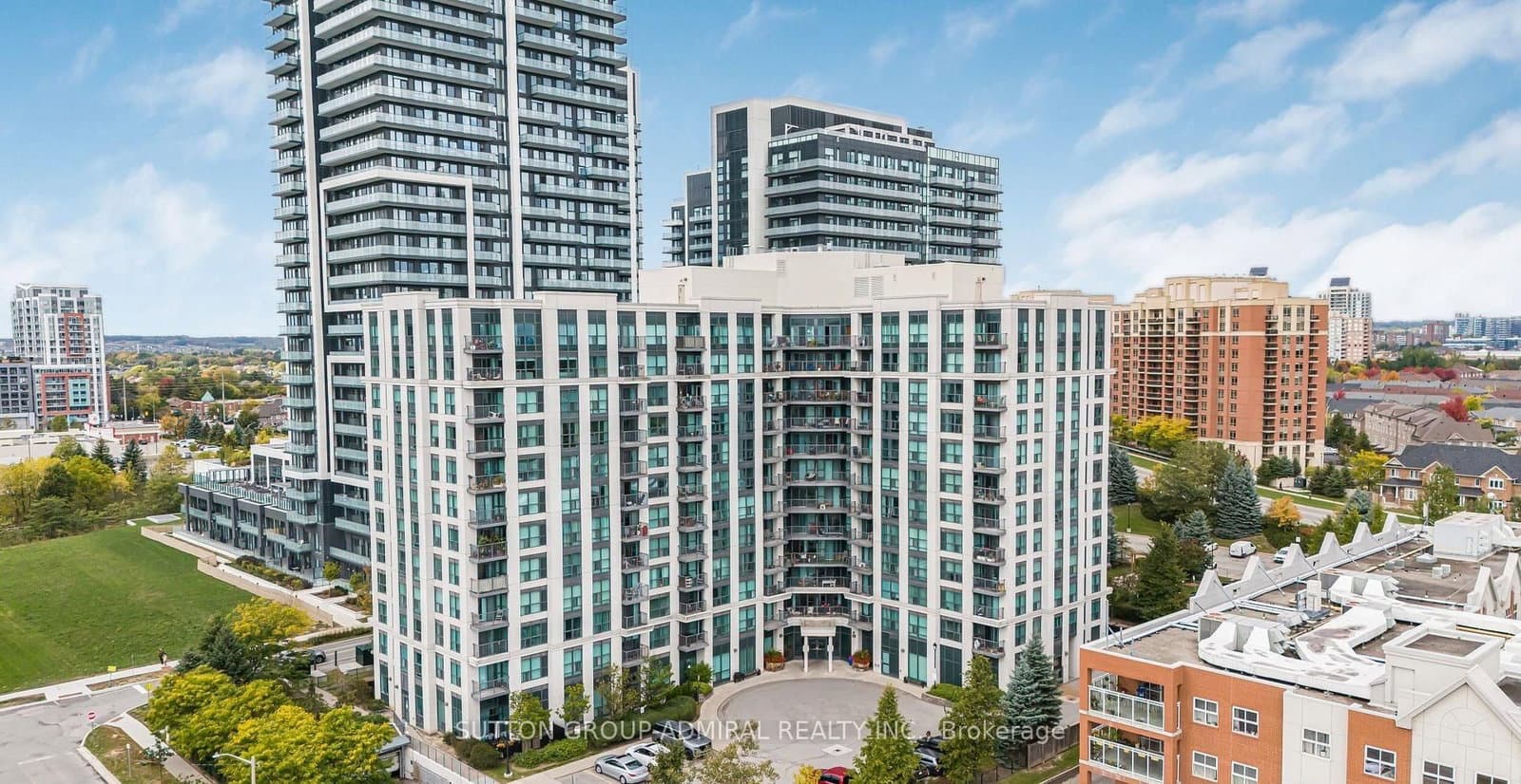 #911 - 185 Oneida Crescent