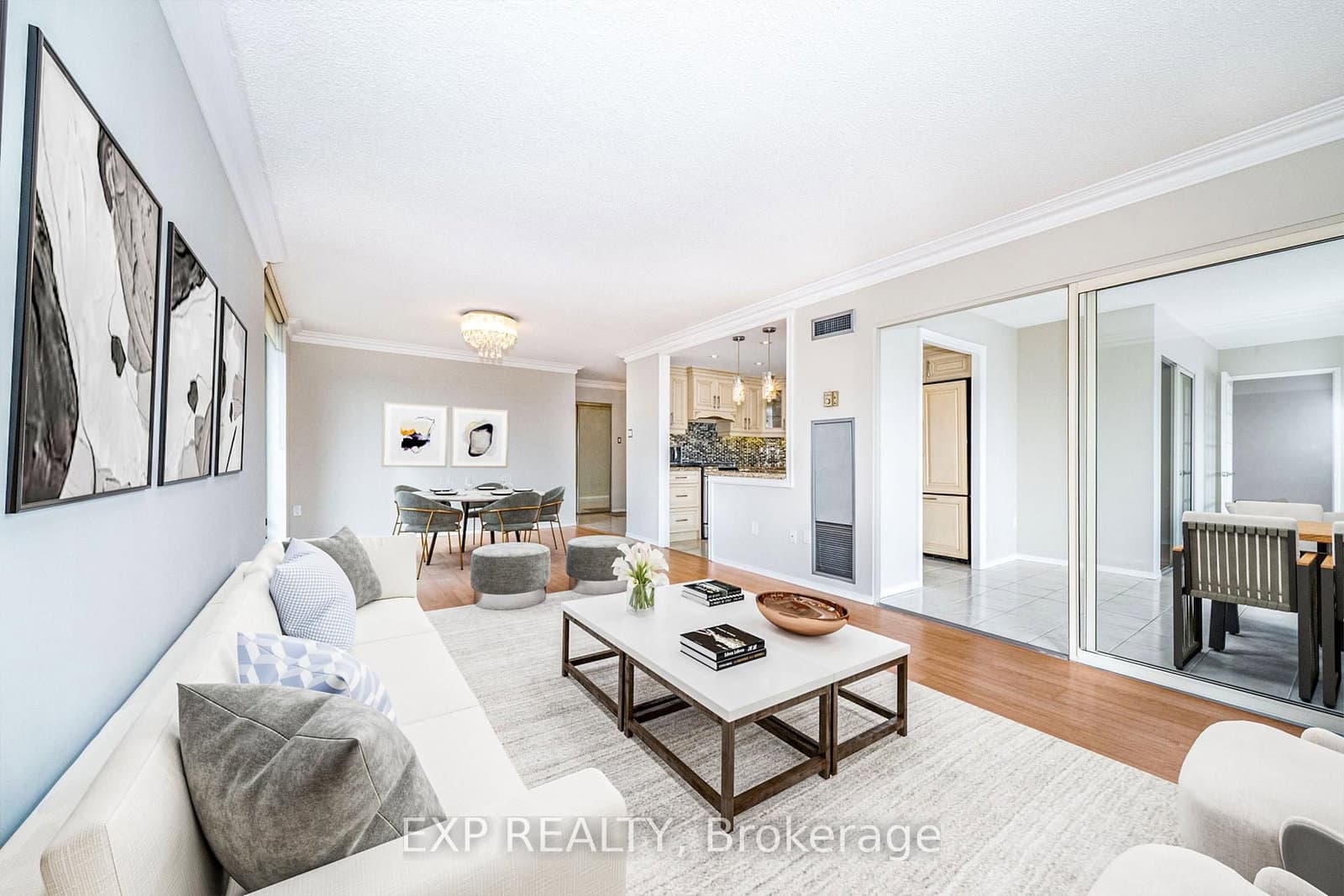 #404 - 30 Harding Boulevard W