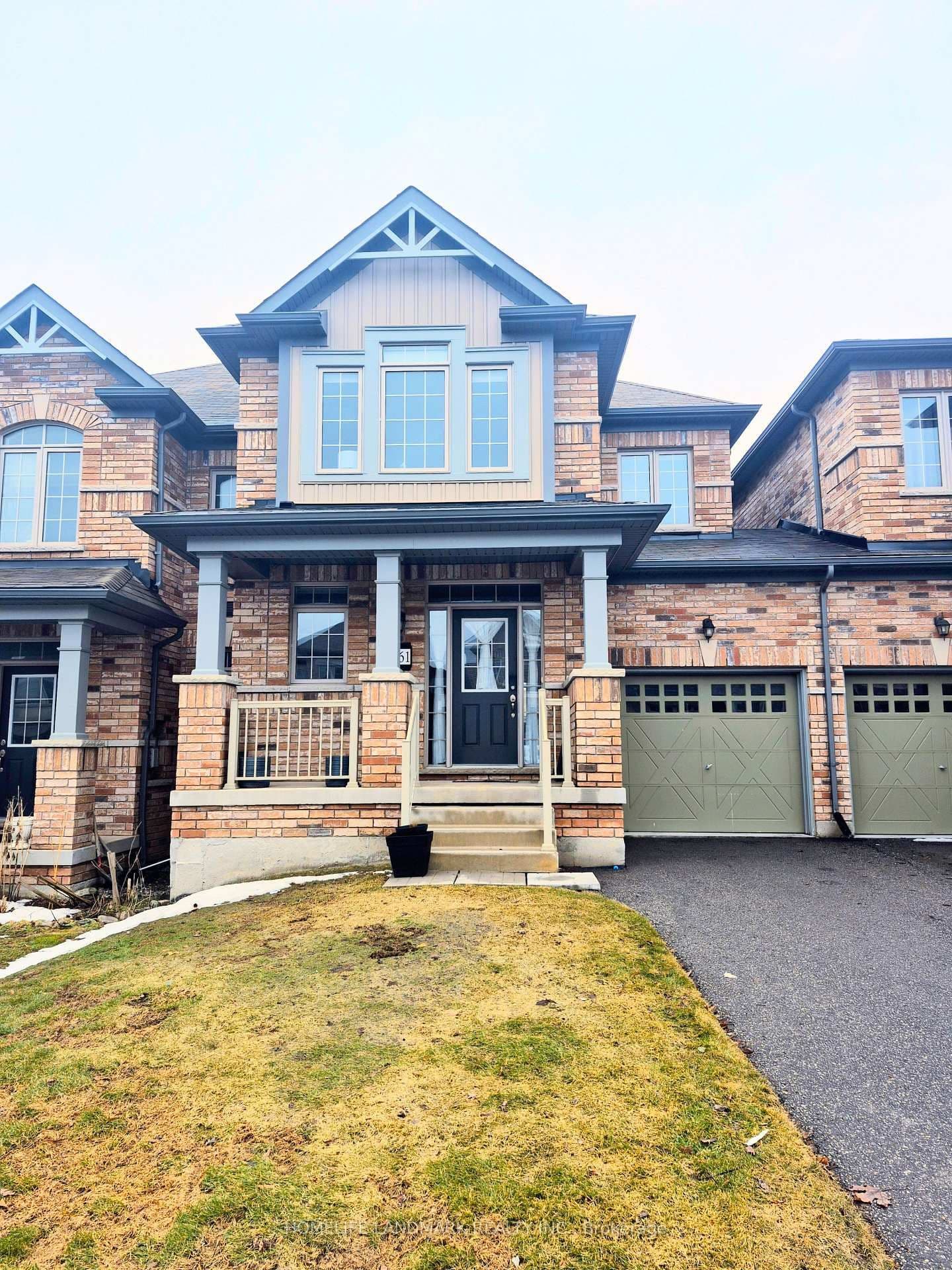 61 Mondial Crescent S