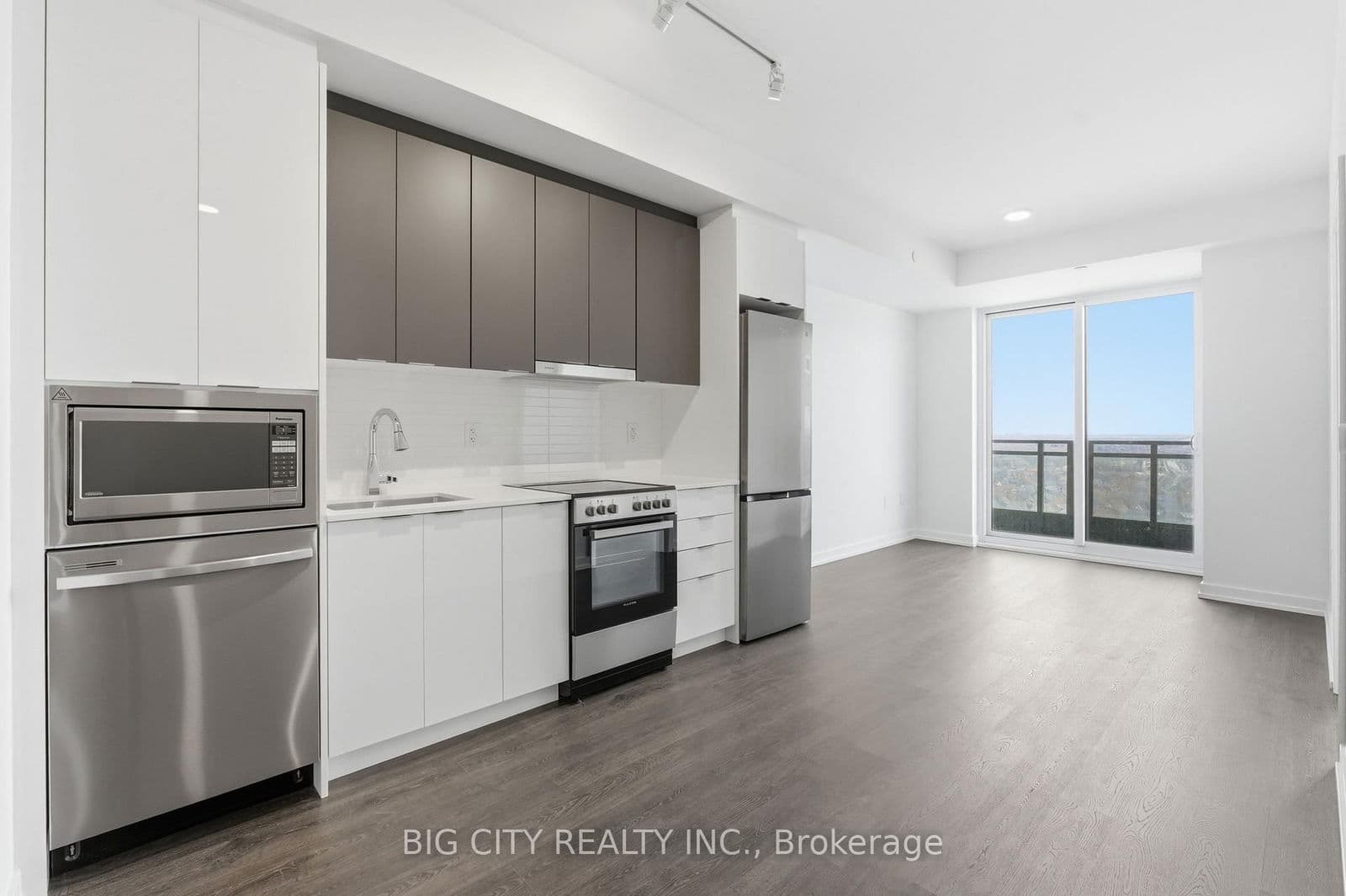 9763 Markham Road, Unit 2108