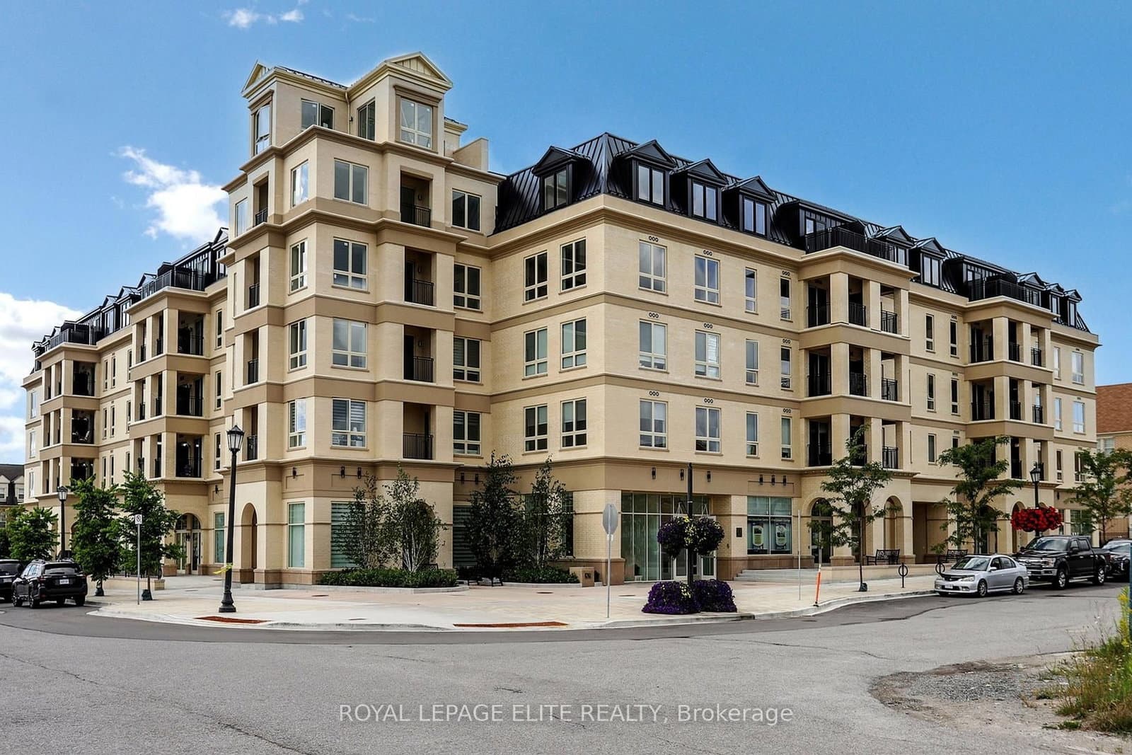 #313 - 101 Cathedral High Street