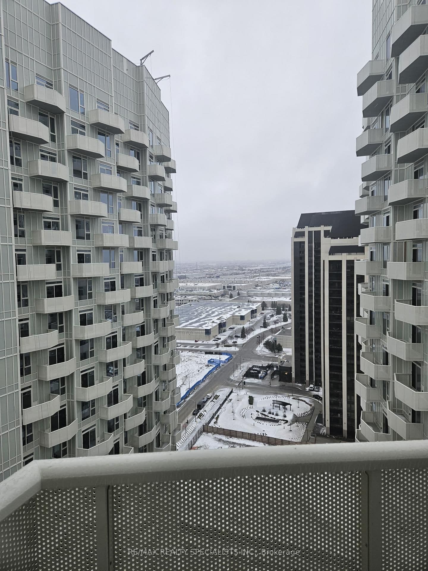 498 Caldari Road, Unit 2131