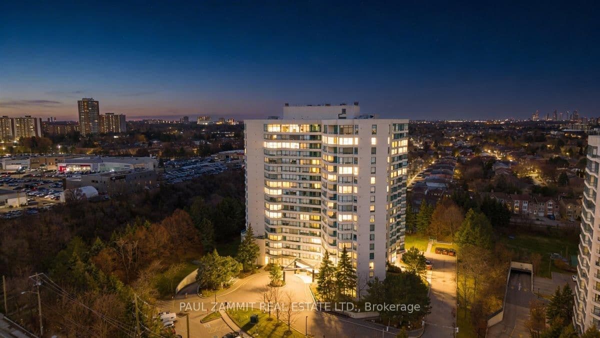 #911 - 7250 Yonge Street