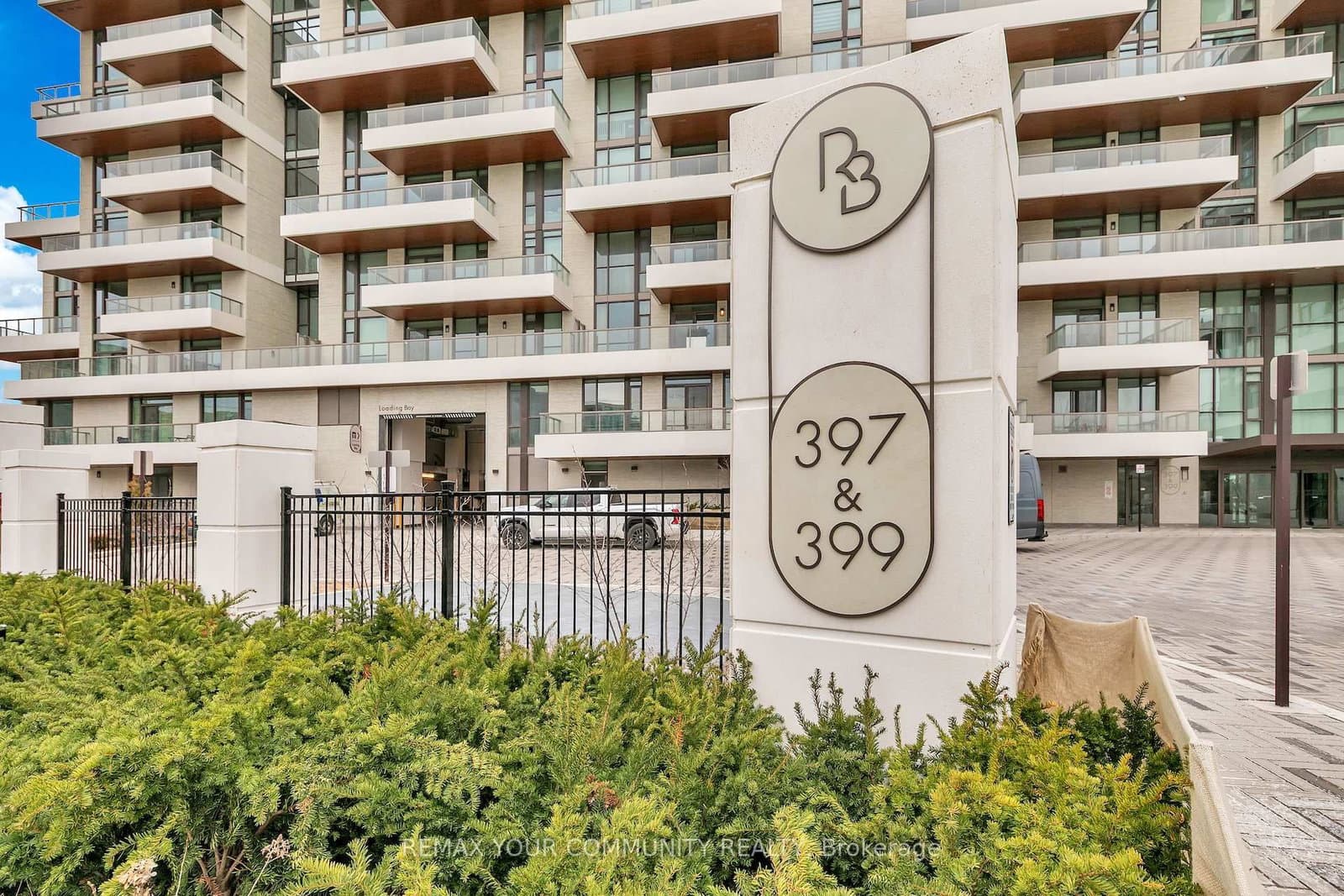 397 Royal Orchard Boulevard, Unit PH05