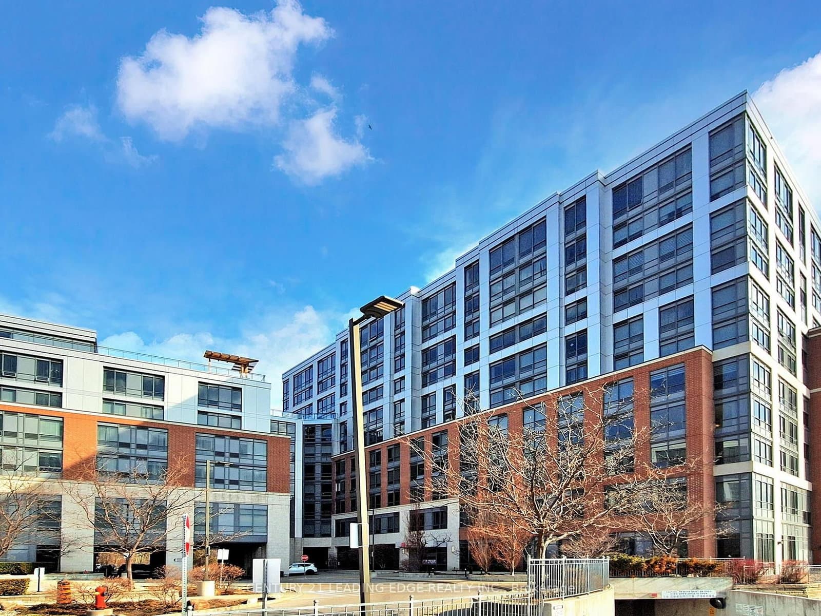 #1020 - 11211 Yonge Street