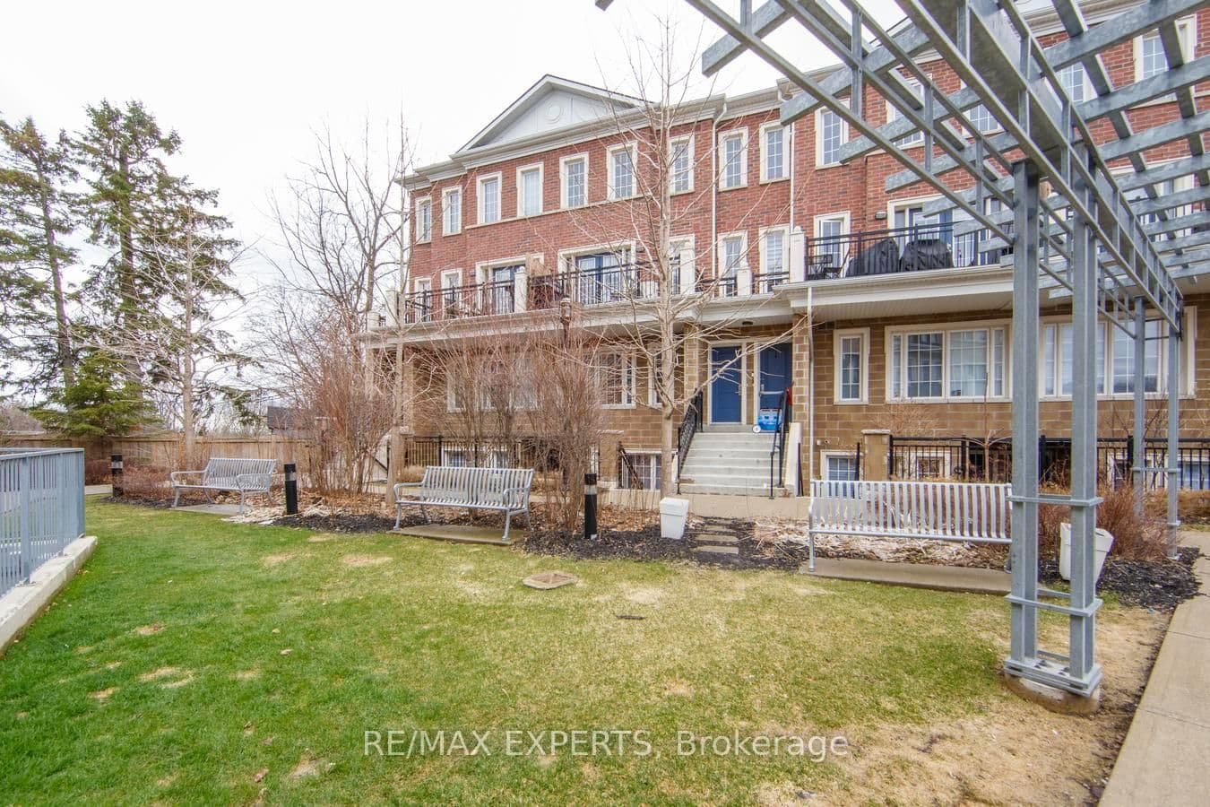 #C03 - 26 Bruce Street