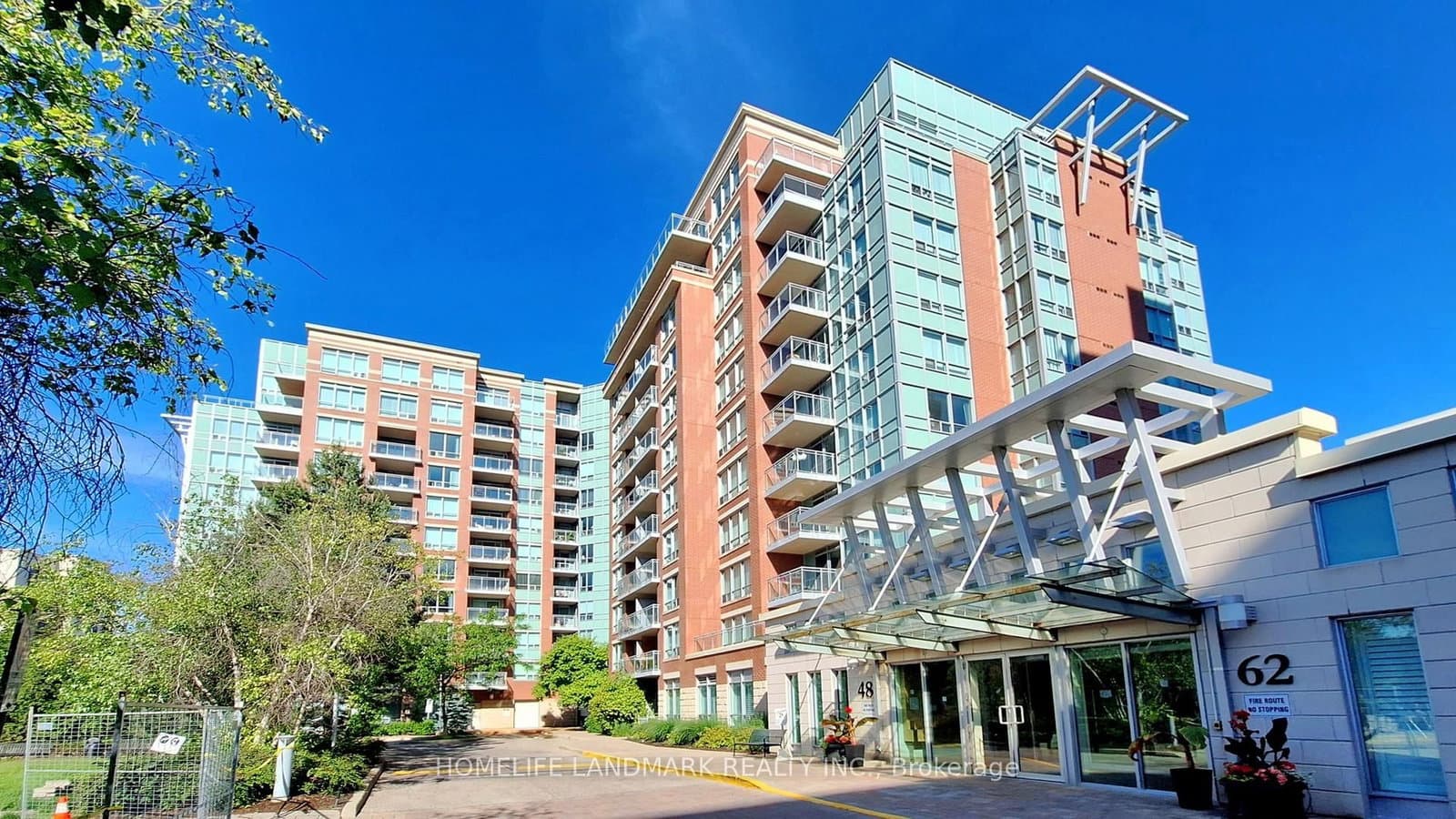 #912 - 48 Suncrest Boulevard