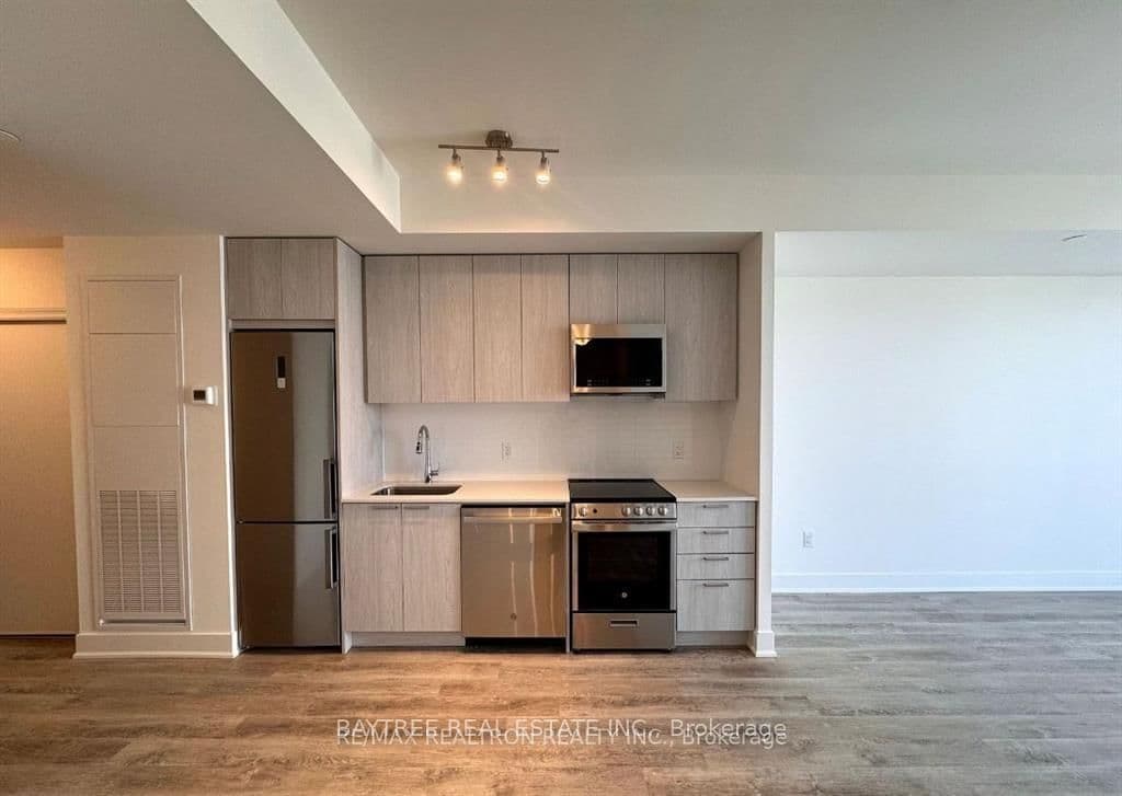 #1205 - 185 Deerfield Road