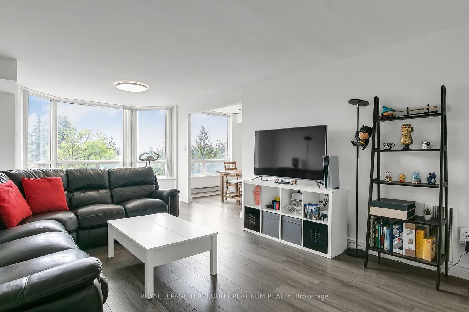 #413 - 175 Cedar Avenue