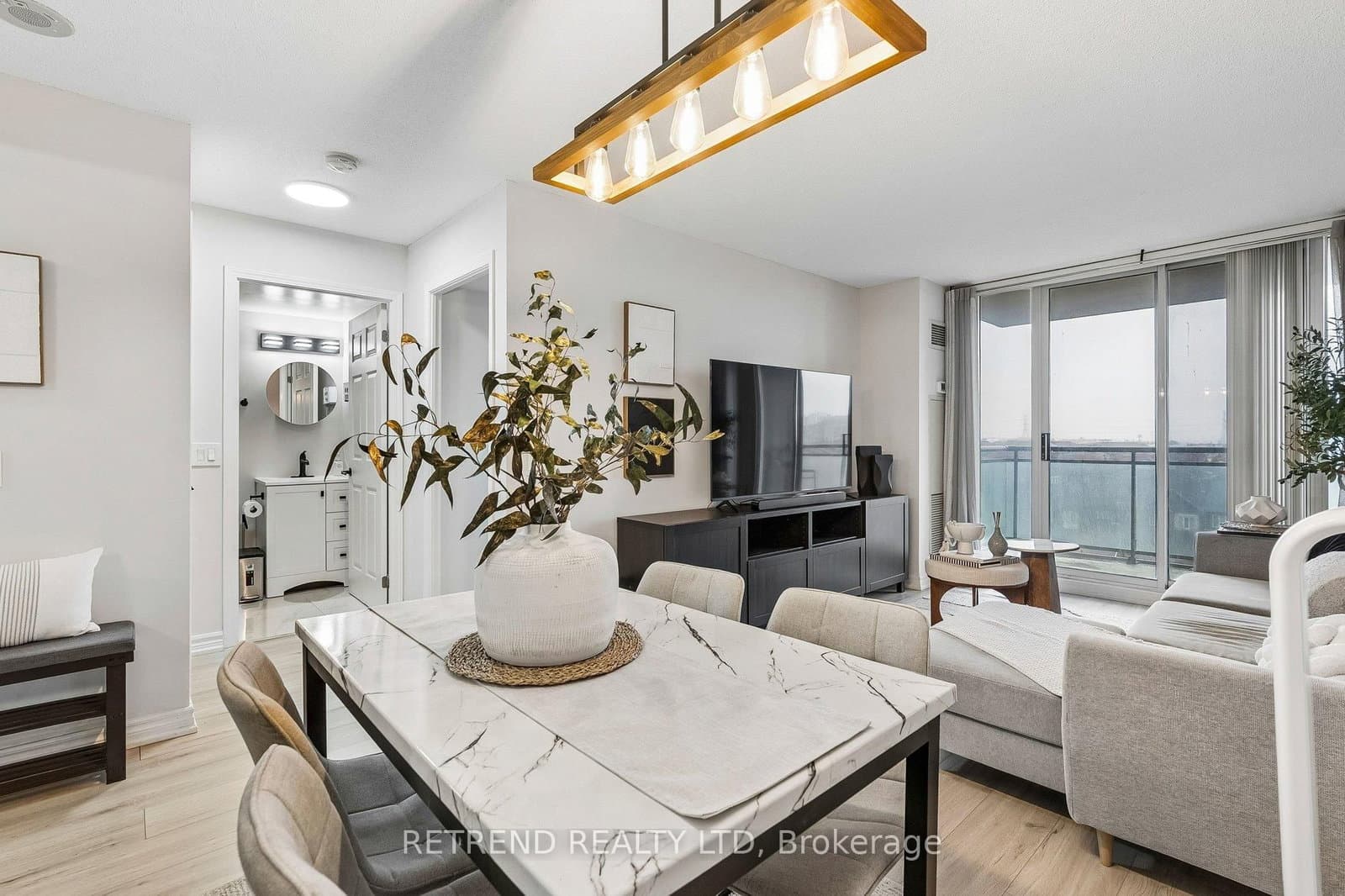 #602 - 310 Red Maple Road