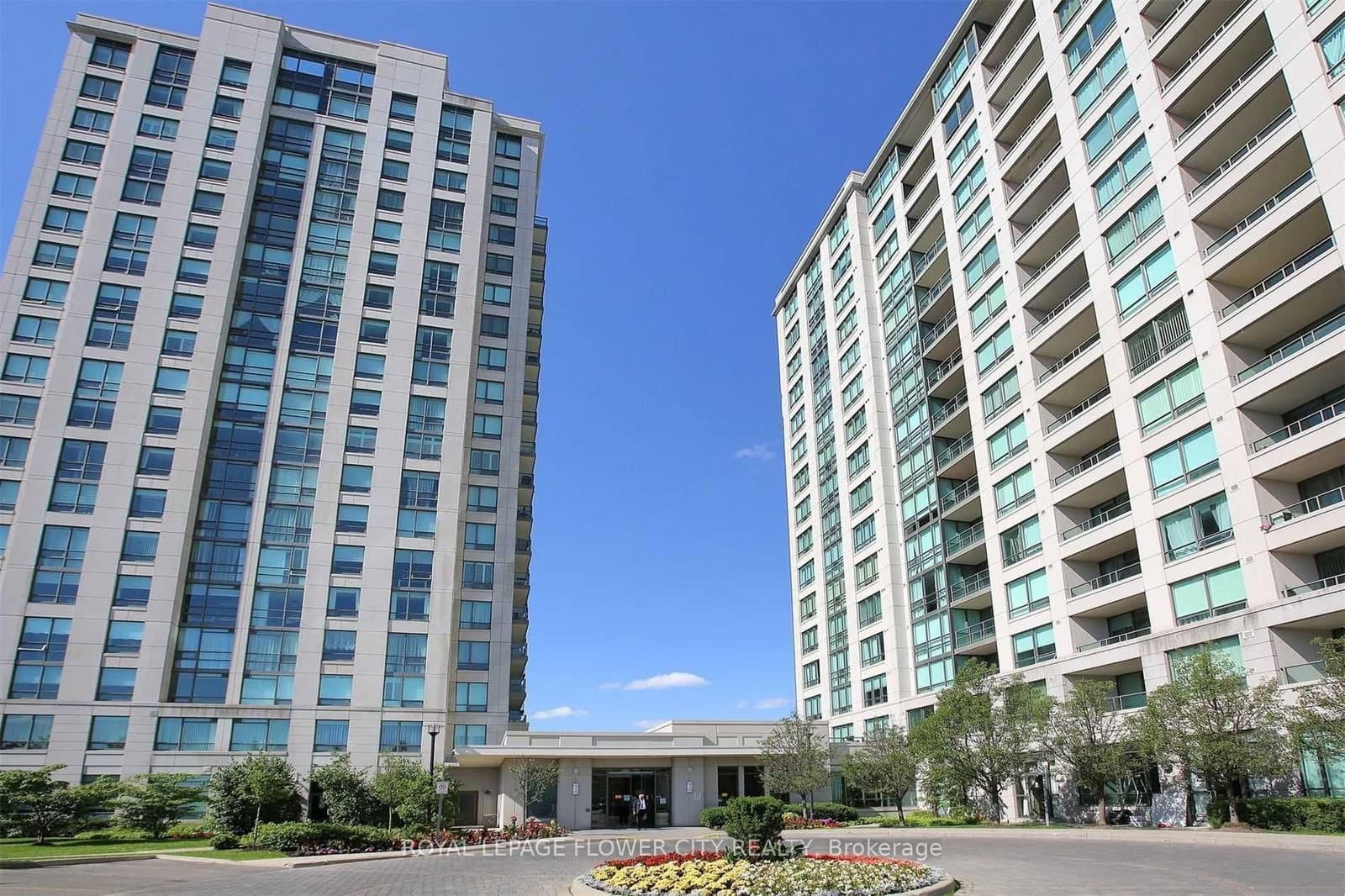 #403 - 88 Promenade Circle