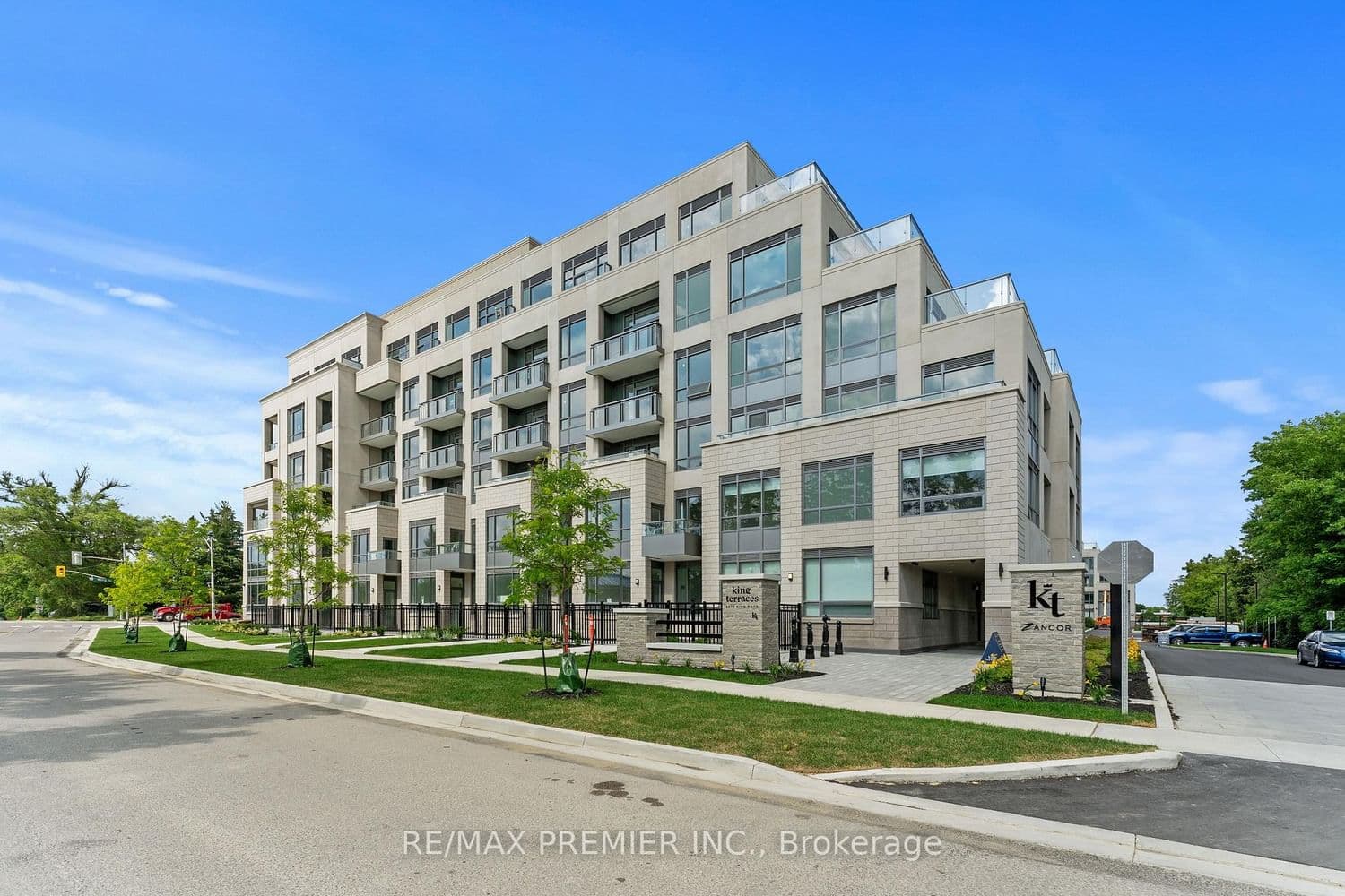 #435 - 2075 King Road