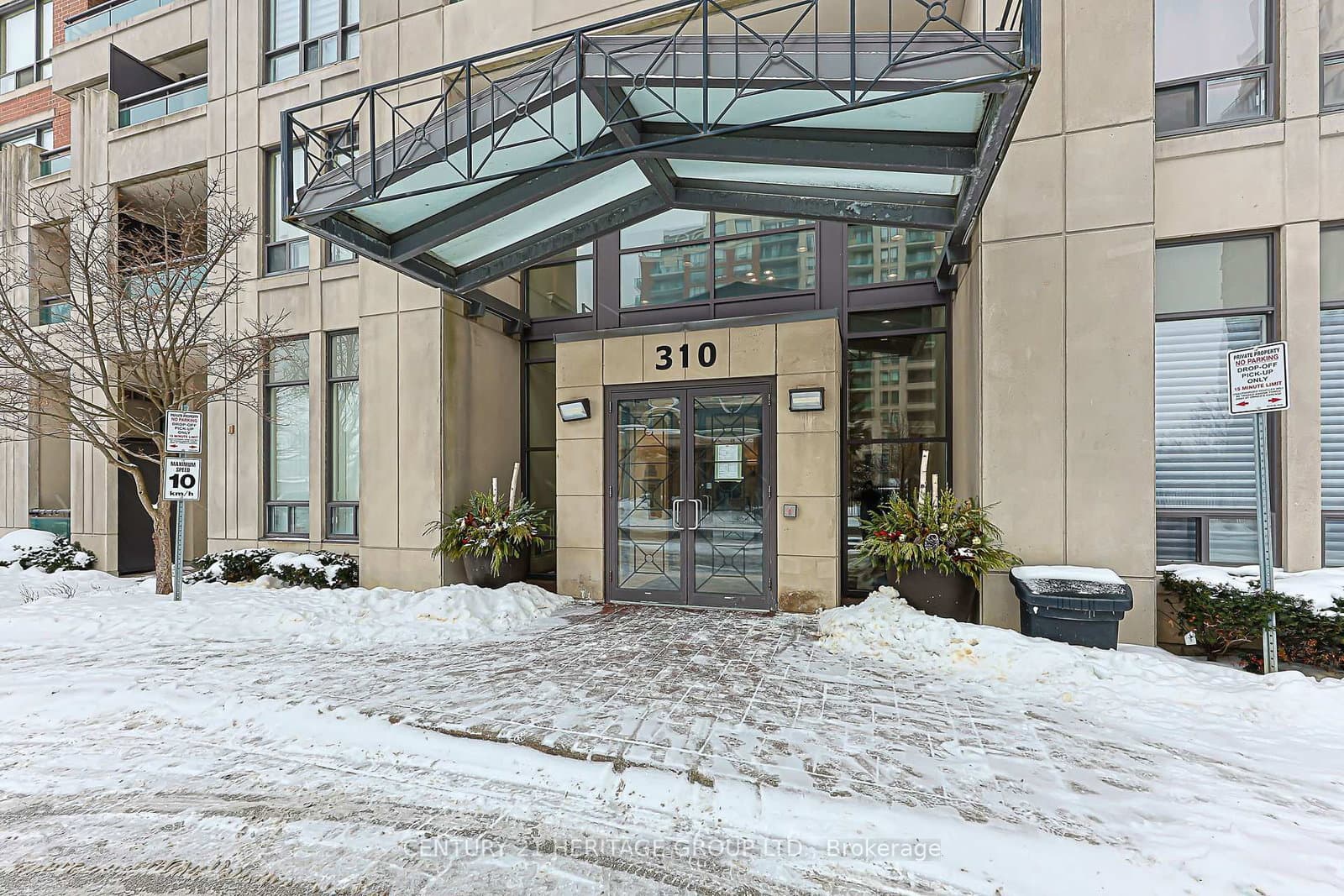 #211 - 310 Red Maple Road