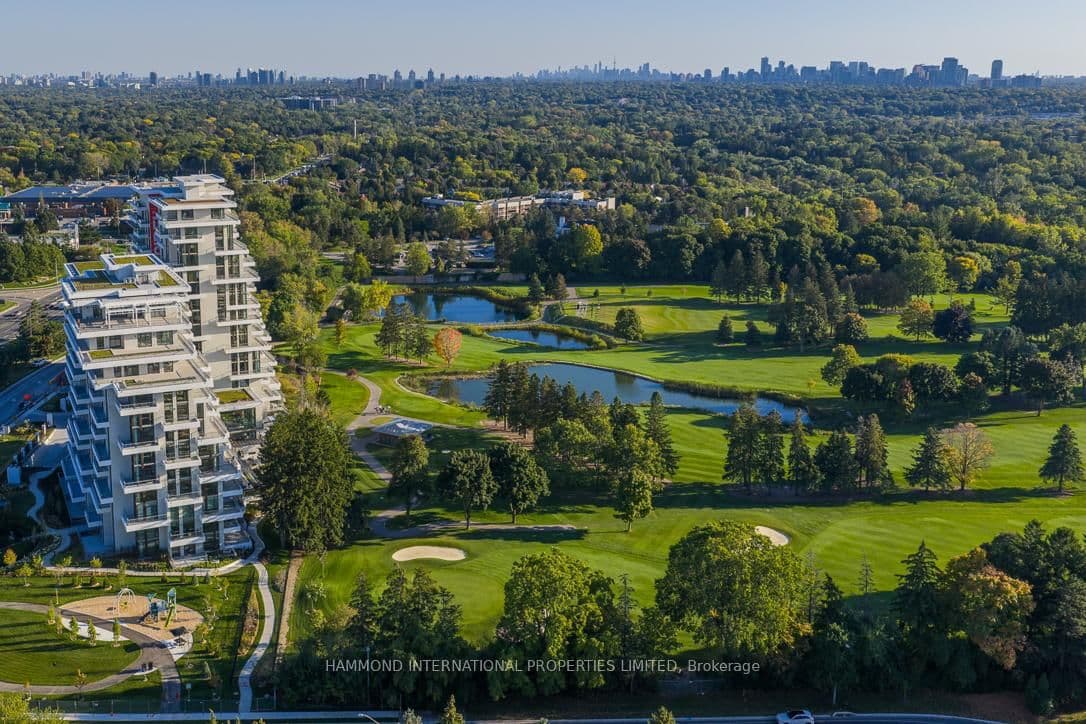 #706 - 397 Royal Orchard Boulevard