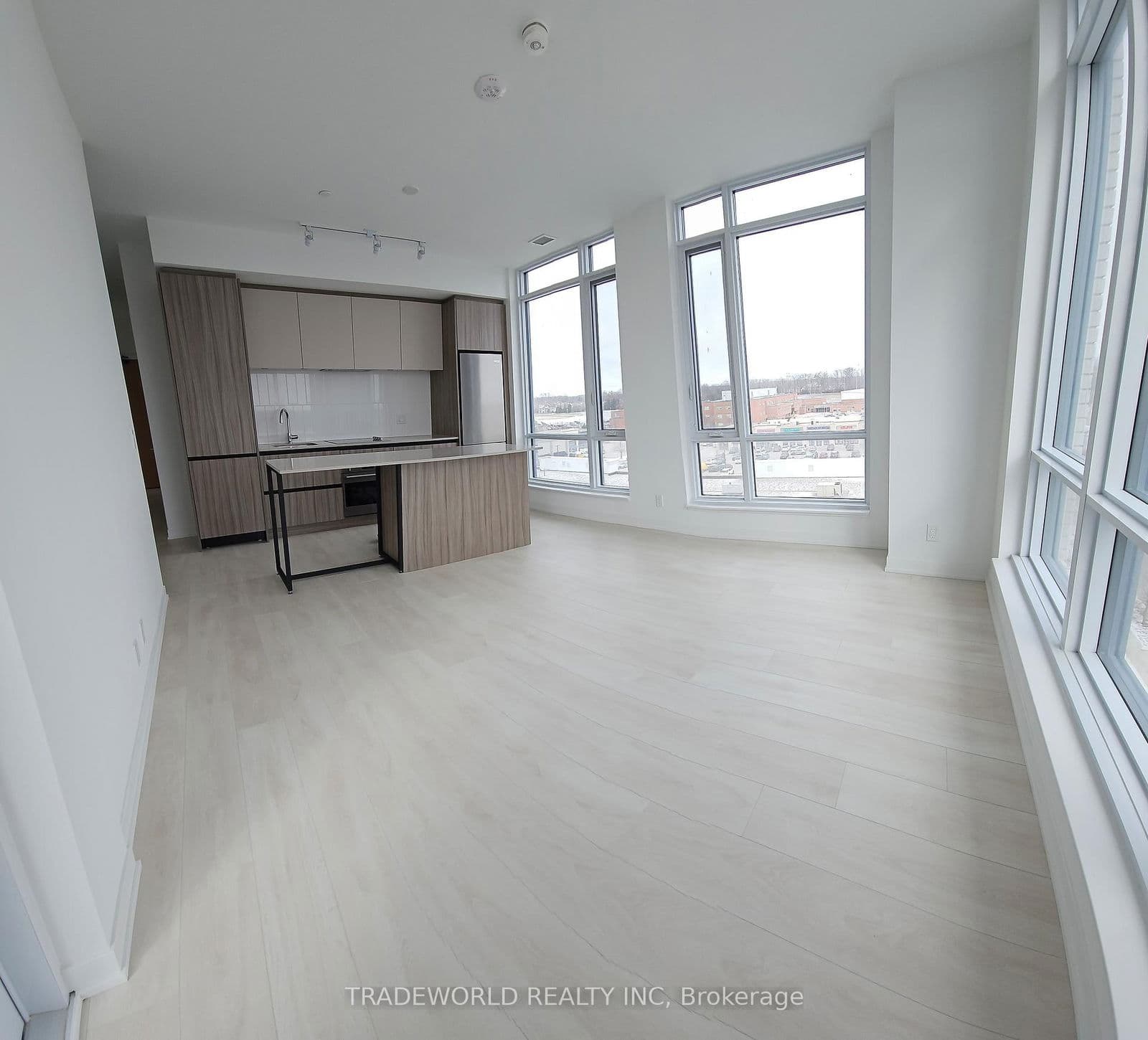 7950 Bathurst Street, Unit 604
