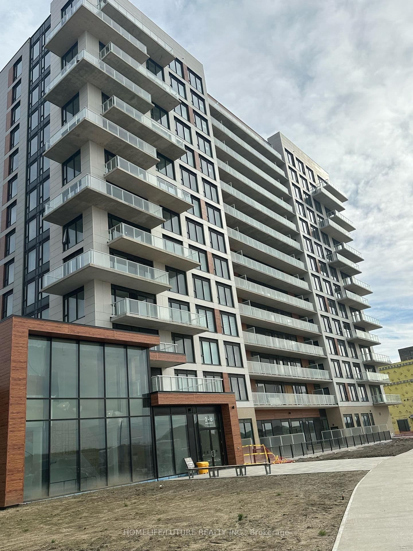 2 DAVID EYER Road, Unit 721