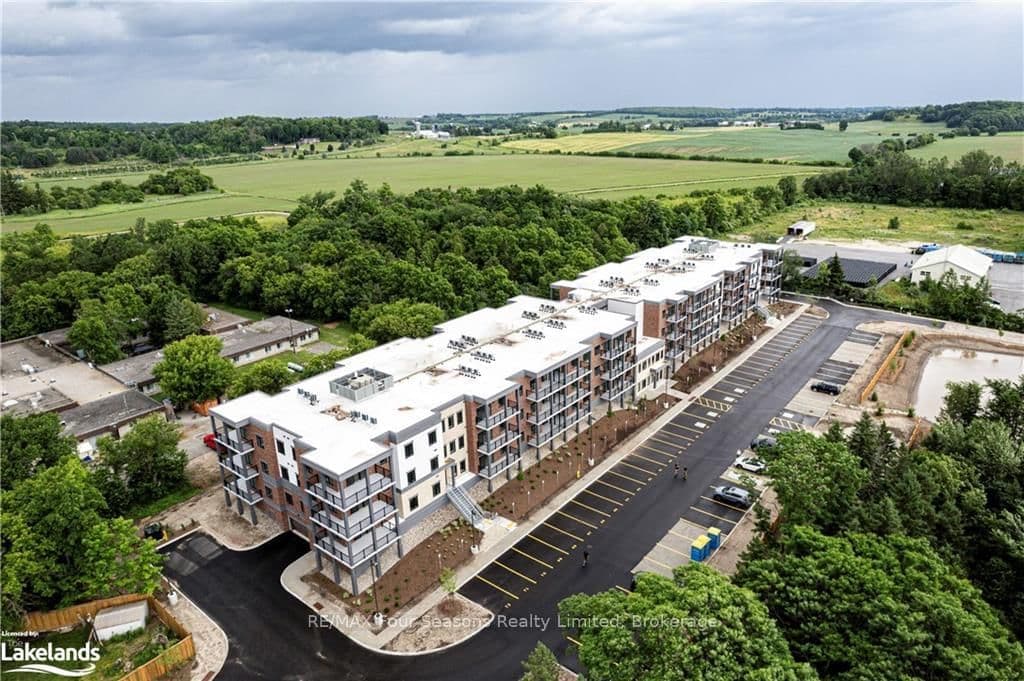 121 MARY Street, Unit 401