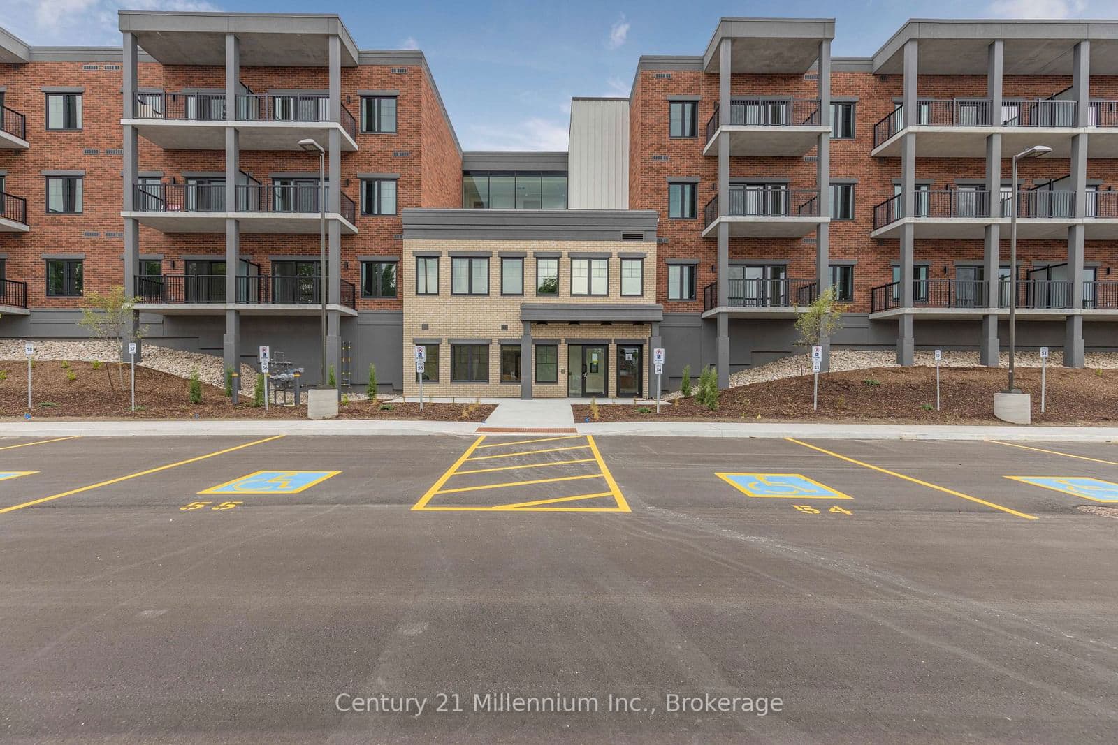 121 MARY Street, Unit 214